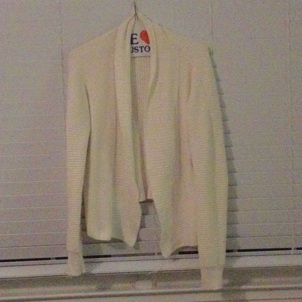 Buttery, creamy open ecru cardigan.